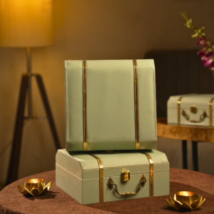The Classic Leatherette Box